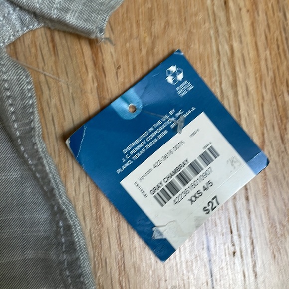 Children’s XXS 4/5 100% cotton button down shirt sleeve collared shirt. - Picture 2 of 4